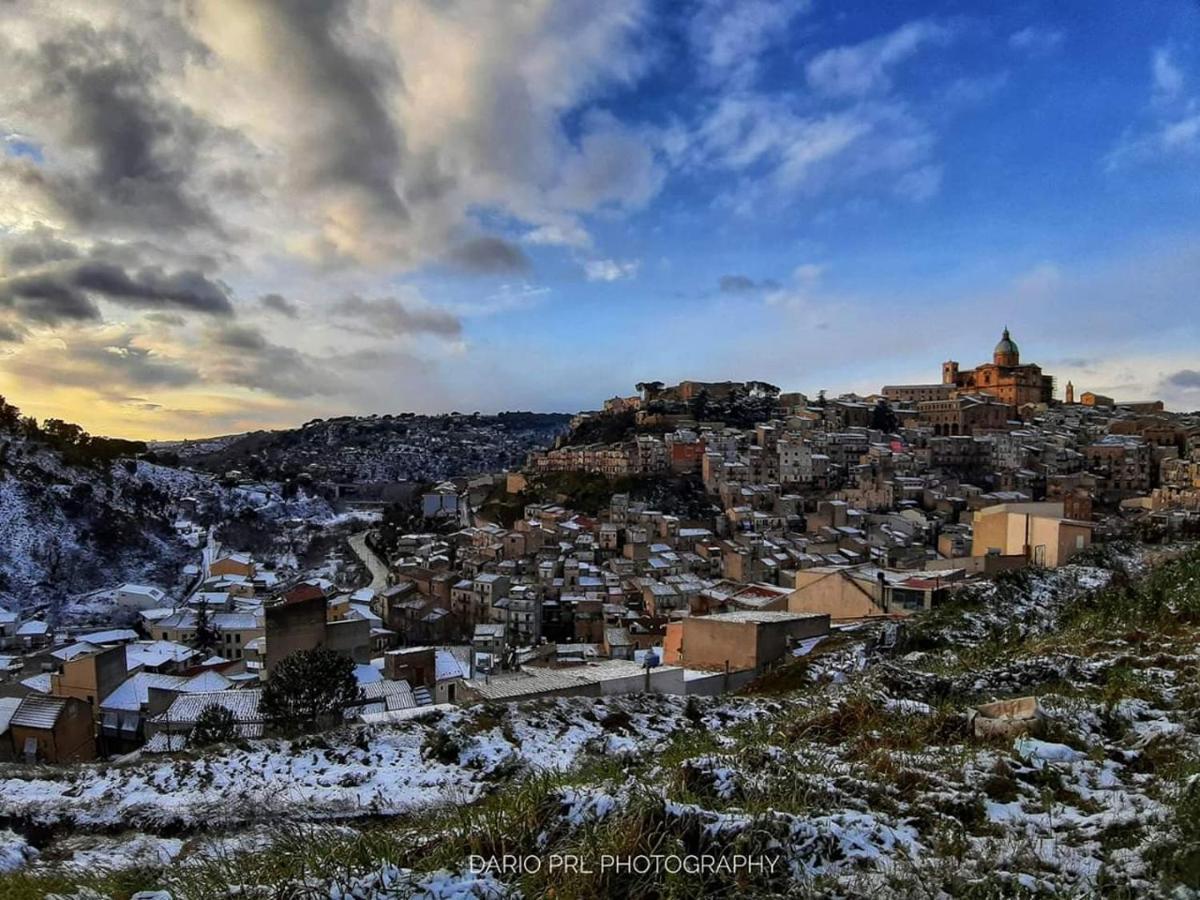 B&B Borgo Antico П'яцца-Армерина Екстер'єр фото